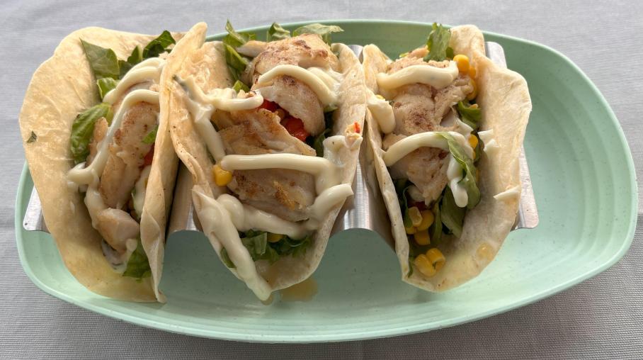 Lobstah On A Roll: FIsh Tacos, 1 x $17.90
Indulge in the authentic flavors of New England with our mouth-watering soft tacos stuffed with haddock or pollock, lettuce, roast corn, and mango salsa, all drizzled with cilantro aioli. Experience a unique culinary adventure with every bite.