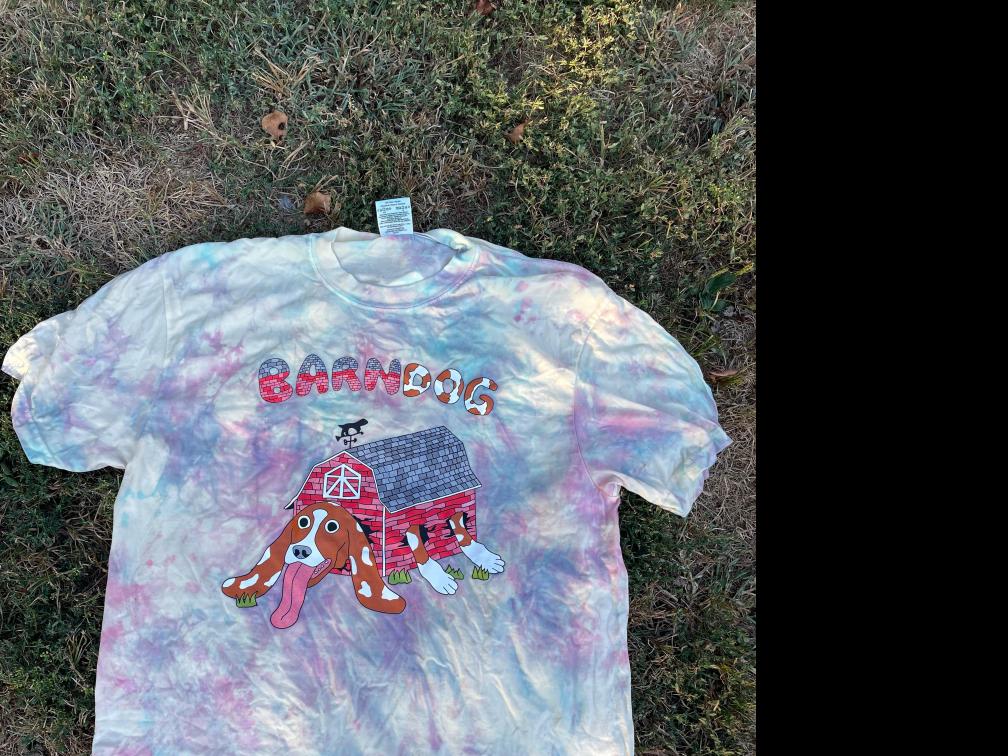 Andie's Eats: Barndog T Shirt, 1 x $25.00
