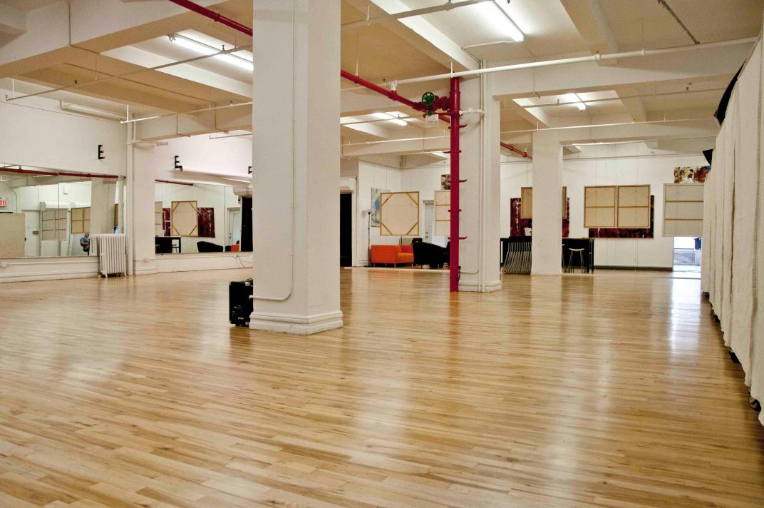 Adelante Studios: 50’ x 40’ Meeting Hall Thursday 3/26/26 7-8 pm, 1 x $100.00
50’ x 40’ meeting space available per hour. Screen included. Audio system included. Cleaning fee: $250 (one time fee) Chairs: $1 per chair, Tables (6' folding): $10 per table, Projector: $50, Portable microphones: $10 per microphone, Sound System: $25/hour.