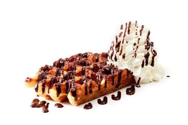 Zinneken's Belgian waffles Harvard square: #04 Dame Blanche, 1 x $8.40
waffle with Chocolate and whipped cream