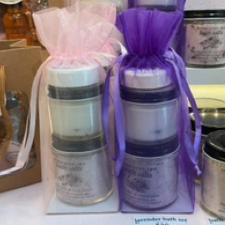 RAW SPIRIT NYC BRYANT 2025: Bath set, 4 x $30.00
