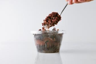 Brigadeiro Bakery: Cake Jar Chocolate , 1 x $33.99
Our most popular cakes conveniently packed so you can treat yourself on the go and anytime.

Chocolate Cake Jar: flour, sugar, cocoa powder, eggs, coconut milk, canola oil, baking powder, baking soda, dark chocolate, milk, corn starch, and chocolate sprinkles


Shelf life: 7 days refrigerated