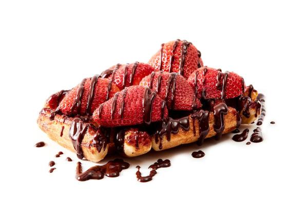 Zinneken's Belgian waffles Harvard square: #05 Strawberry Glamour, 2 x $8.40
Waffle with chocolate and fresh strawberries