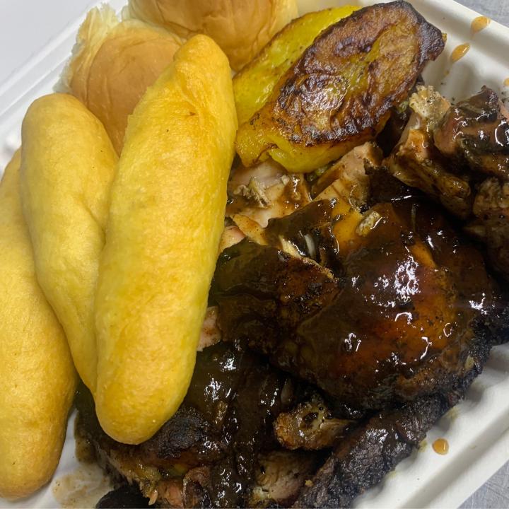 J&J Jerk Cuizine: Mixed Box, 1 x $25.00
Jerk Chicken and Jerk Pork with 3 sweet festivals and 2 dinner rolls 