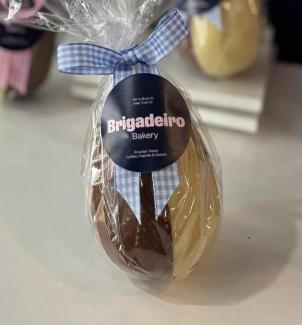 Brigadeiro Bakery: Joy Milk & White Easter Egg, 1 x $14.00
Milk and Chocolate Egg with bunnies. 150g