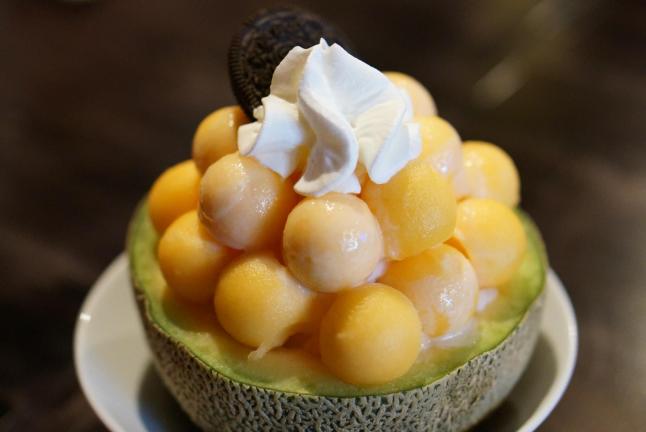 Lobstah On A Roll: Hawiian Shave Ice / Cantaloupe, 1 x $14.90
Indulge in the ultimate refreshing treat with Hawaiian Shave Ice infused with the sweet essence of Cantaloupe. This unique flavor combination is perfect for hot days, bringing a taste of tropical paradise straight to your doorstep. Treat yourself today!